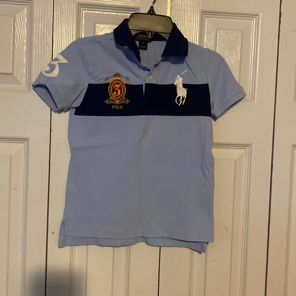 Boy shirt size 7
